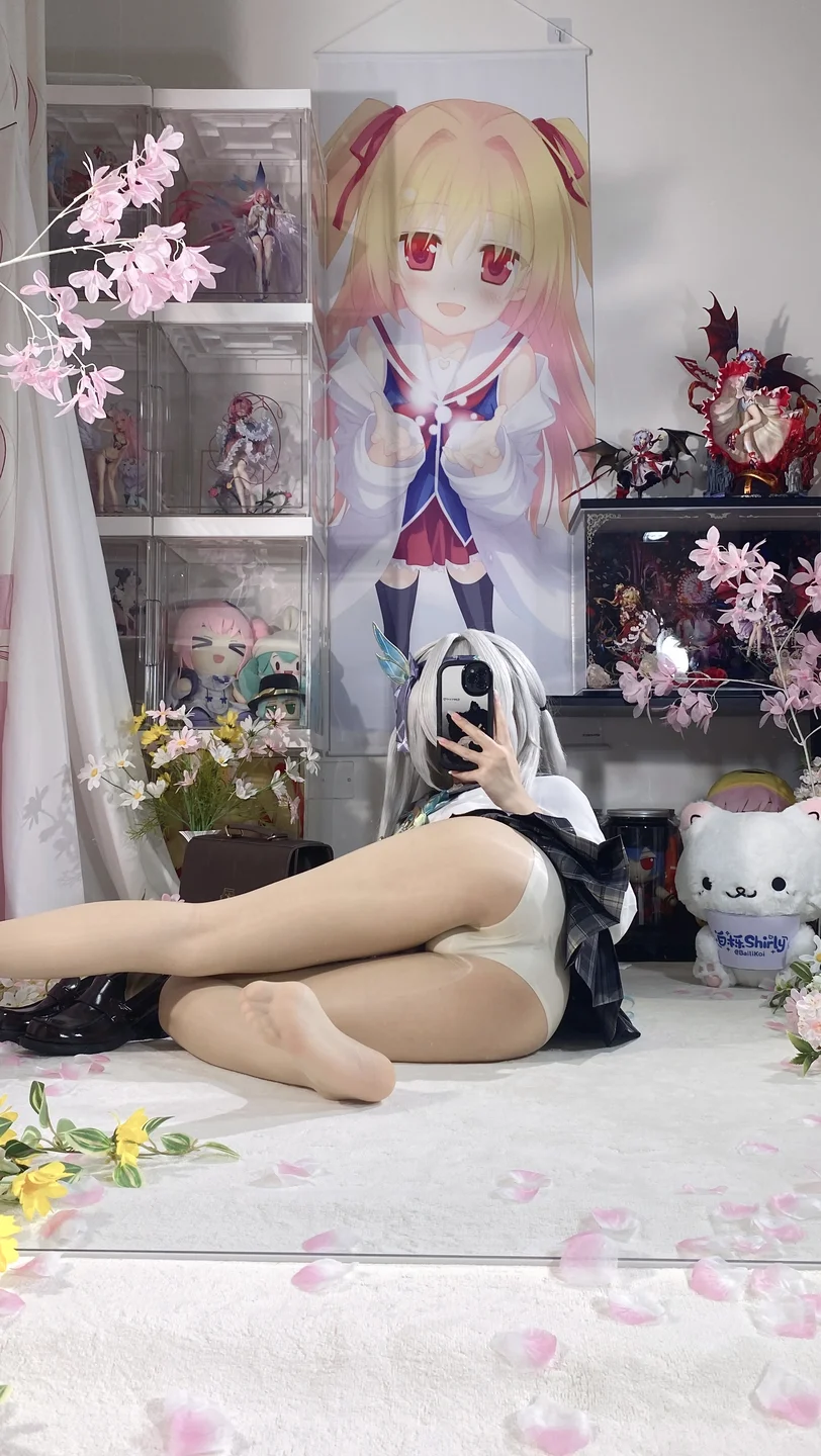 白栎Shirly - No.028 春日流萤 [130P,25V-7.23GB]01 tg@simisebaisi 【丝足阁】065.webp